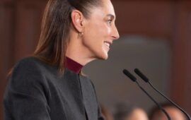 “UNIDAD, EL QUE GANE LA ENCUESTA, O LA MUJER MEJOR POSICIONADA” | Claudia dice que así se elegirán las candidaturas de MORENA