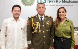 Renán Sánchez Tajonar acompaña a la Gobernadora Mara Lezama en el CXIII Aniversario del Ejército Mexicano