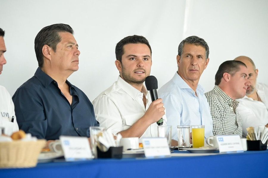 “Fortalecemos alianza con el sector empresarial para avanzar hacia un Quintana Roo con más bienestar”: Pablo Bustamante