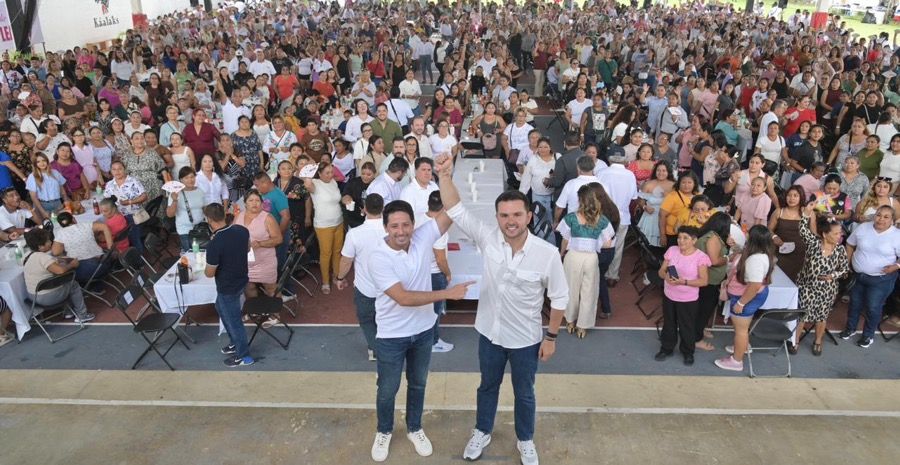 “Vienen los mejores años” | Pablo Bustamante realiza un multitudinario cumpleaños y anota su nombre para Cancún 2027