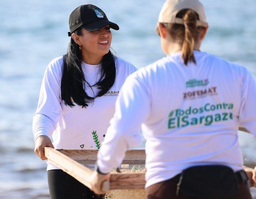 Encabeza Blanca Merari jornada de limpieza de playas por el día internacional de la madre tierra