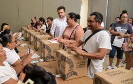 Supervisa Pablo Bustamante la entrega gratuita de paquetes alimentarios “Comemos Tod@s”