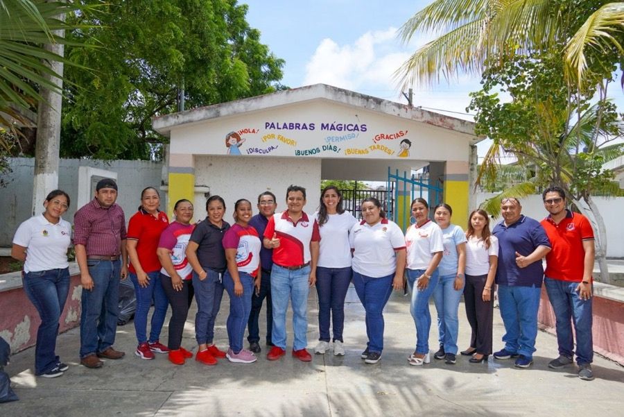 “Reforzamos trabajo en territorio y atendemos necesidades de familias cancunenses”: Marybel Villegas
