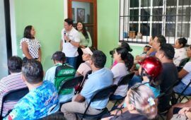 Se reúne Renán Sánchez Tajonar con vecinos de Cozumel