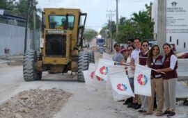 Mara Lezama y Ana Paty inician obra municipal en la avenida Nazareth para mejorar la conectividad entre Colosio y Huayacán