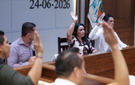 Aprueba Cabildo reglas de operación del programa de becas para las y los mejores alumnos de Puerto Morelos