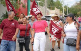 Visita Ana Paty Zona Continental de Isla Mujeres en campaña por coordinación de MORENA