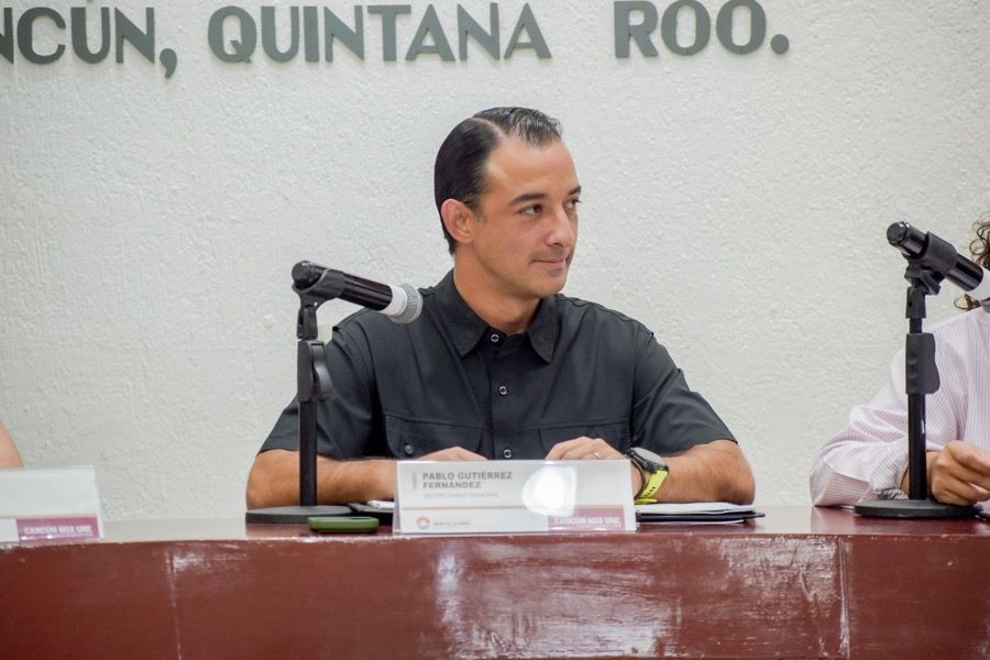 Pablo Gutiérrez también se anota para la candidatura en Cancún por MORENA
