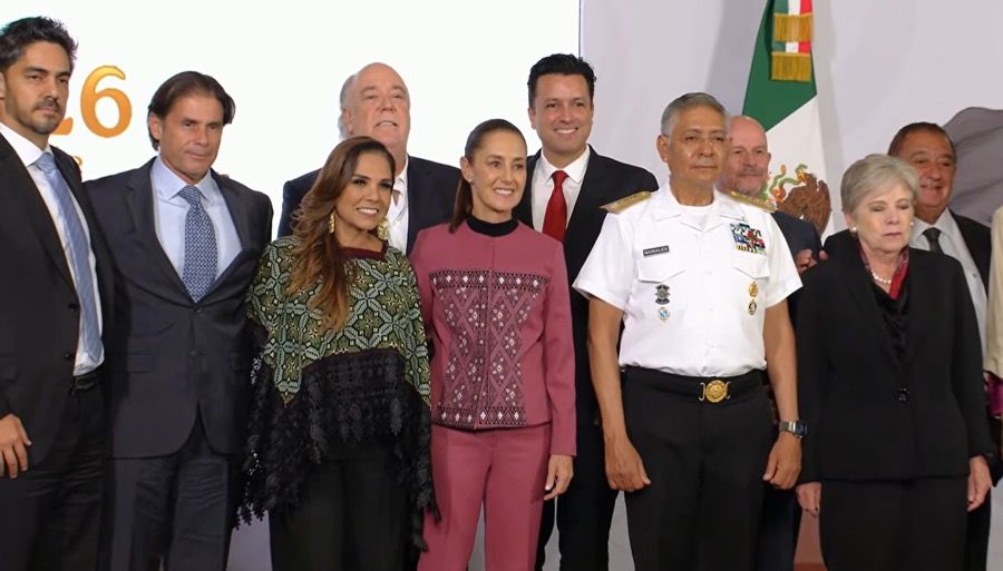 Anuncia Claudia Sheinbaum inversión de más de 2.6 mil MDP en estrategia contra sargazo; Mara agradece coordinación “como nunca antes”