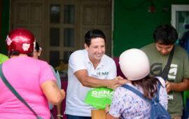 Gran respuesta al programa de kits de libretas de Renán Sánchez Tajonar; se agotan en un solo día
