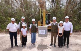 Coloca Blanca Merari la primera piedra del primer Centro de Bienestar Animal de Puerto Morelos