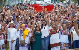 Realiza Marybel Villegas marcha con más de 2 mil personas en Cancún