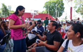 Entrega Blanca Merari apoyo alimentario a 500 adultos mayores de Puerto Morelos